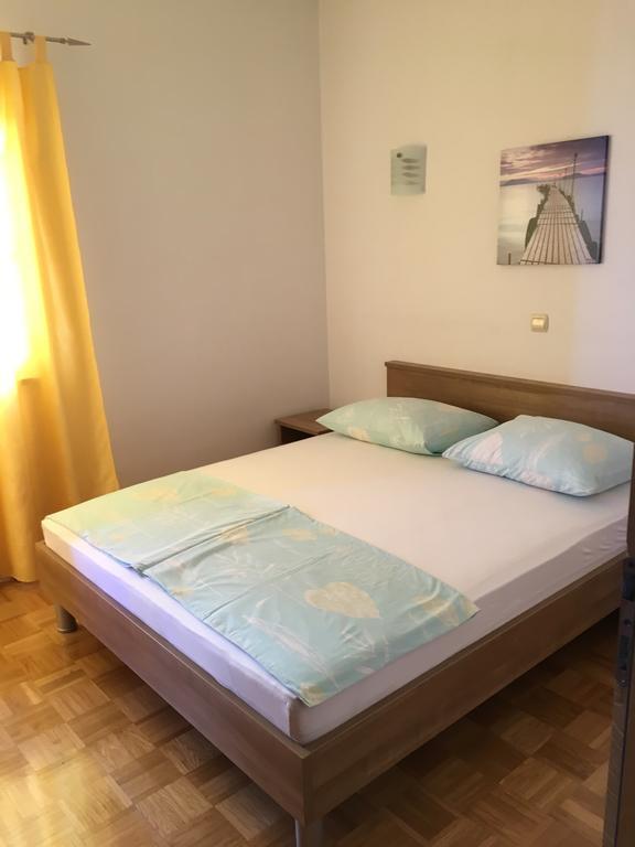 Apartments Akmadzic Makarska Exterior foto