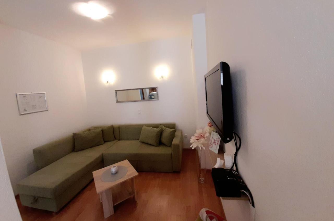 Apartments Akmadzic Makarska Exterior foto